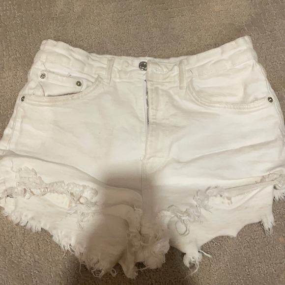 Zara white jean shorts - Picture 1 of 1